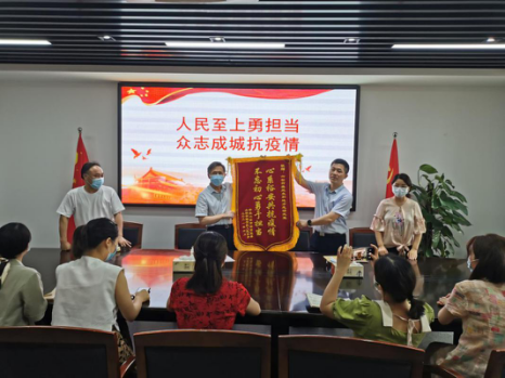 探访小巷特色小店，最新抗疫进展与独特抗疫故事分享