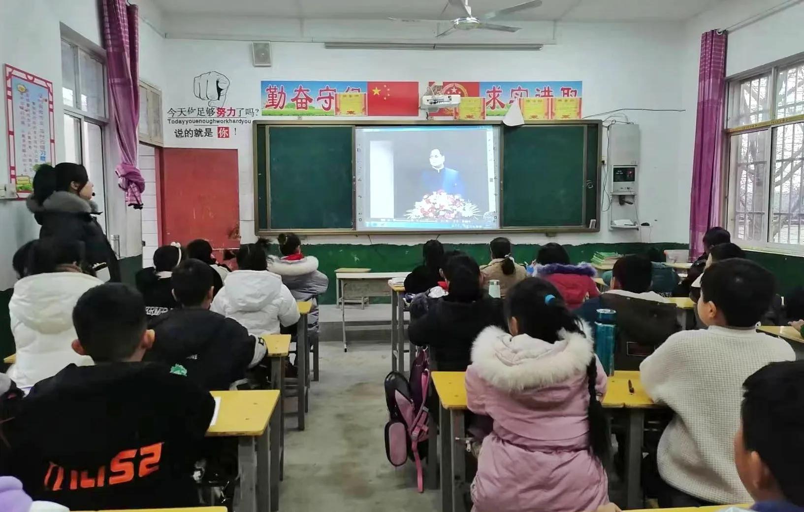 河南开学迎新季，笑迎校园新生活开启