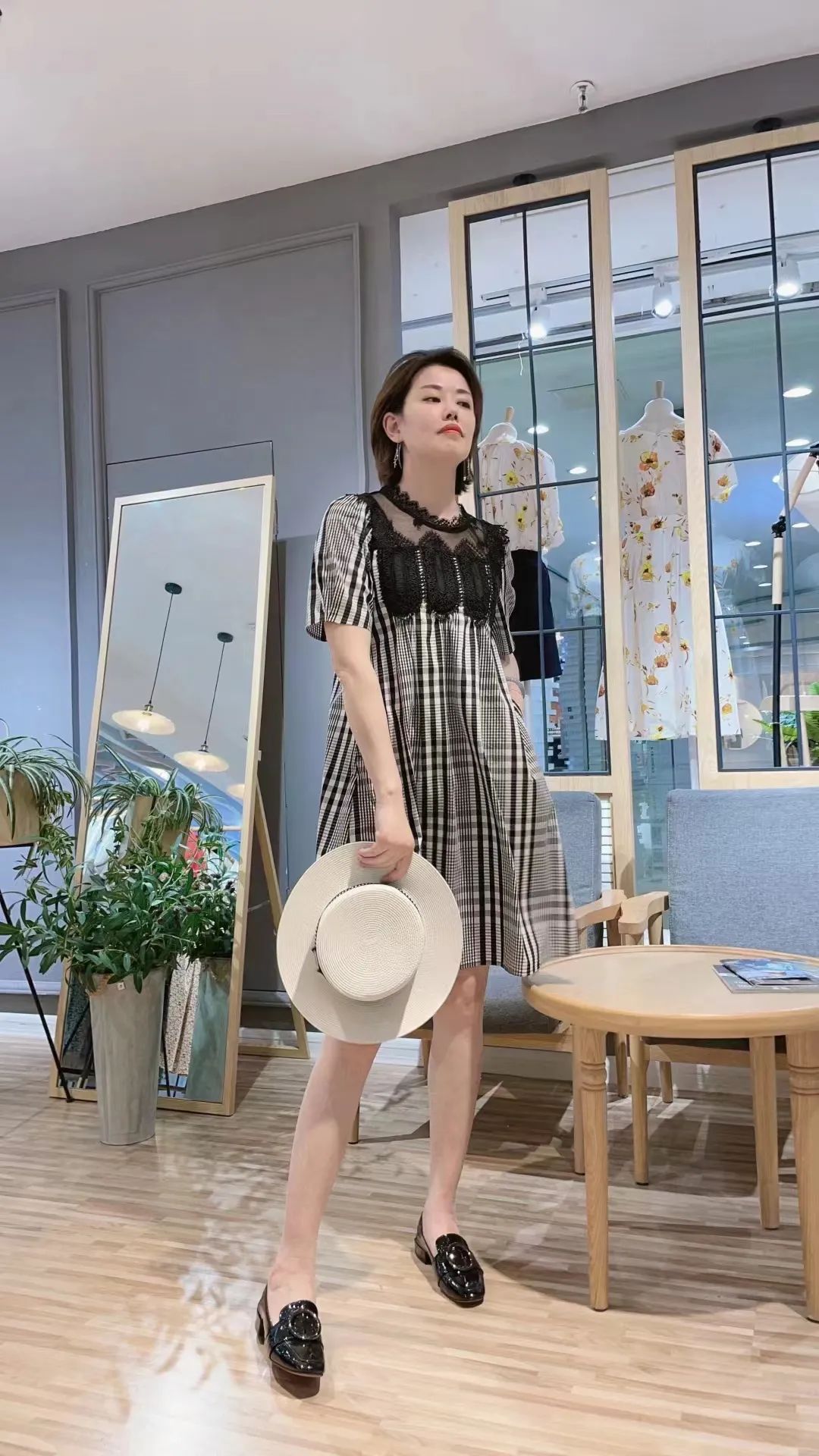 曲熙然最新时尚潮流探索，独特魅力引领时尚前沿