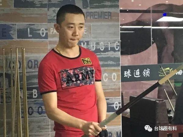 张堃鹏最新比赛视频，震撼赛场热血激战！
