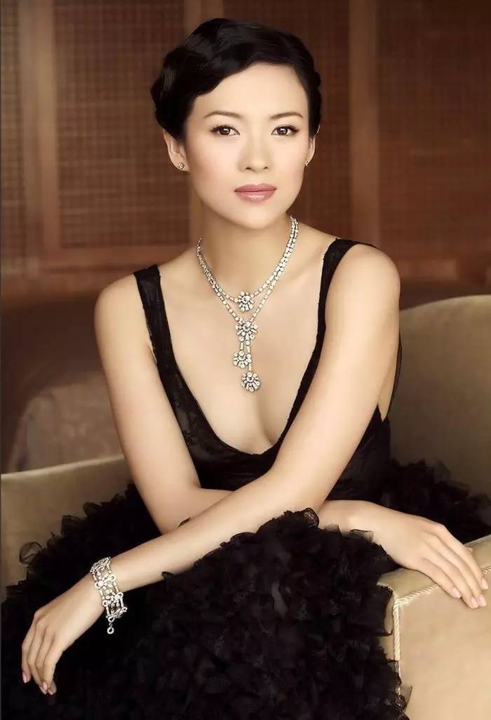 有钱的女明星，星光熠熠背后的学习与变化之力
