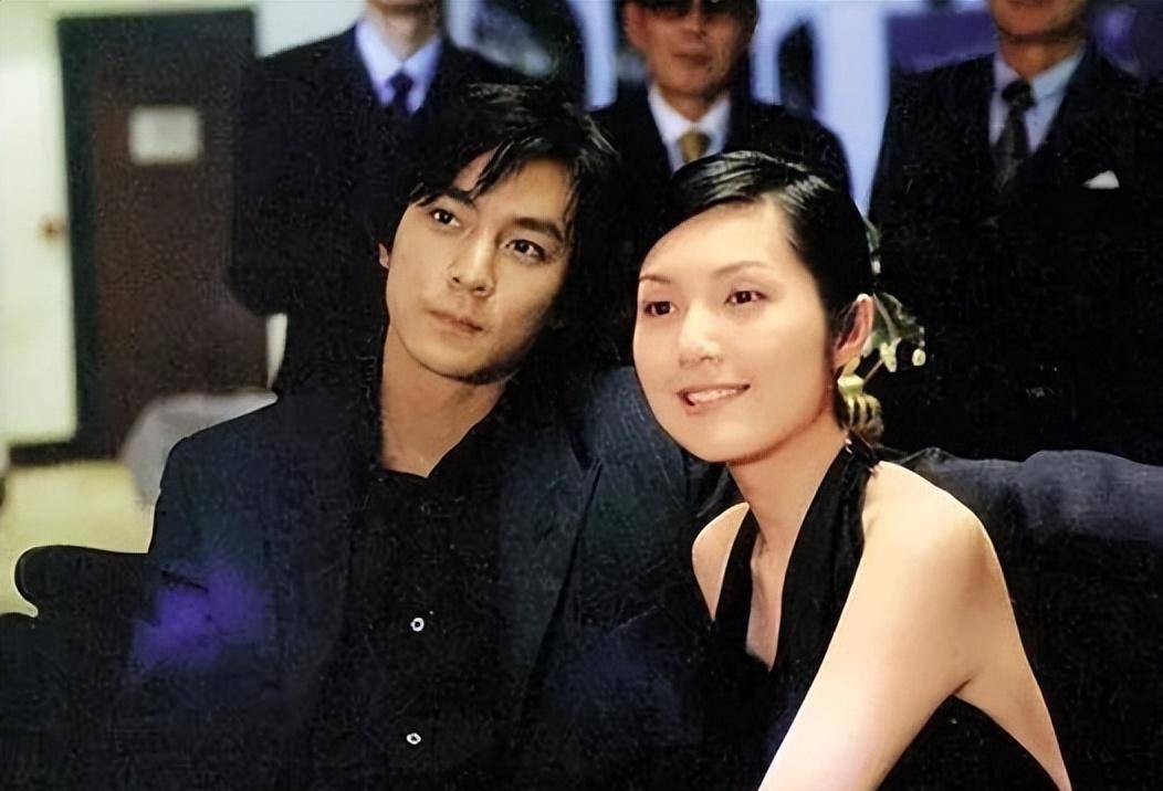 新扎师姐，背景、事件与影响，时代中的独特地位揭秘